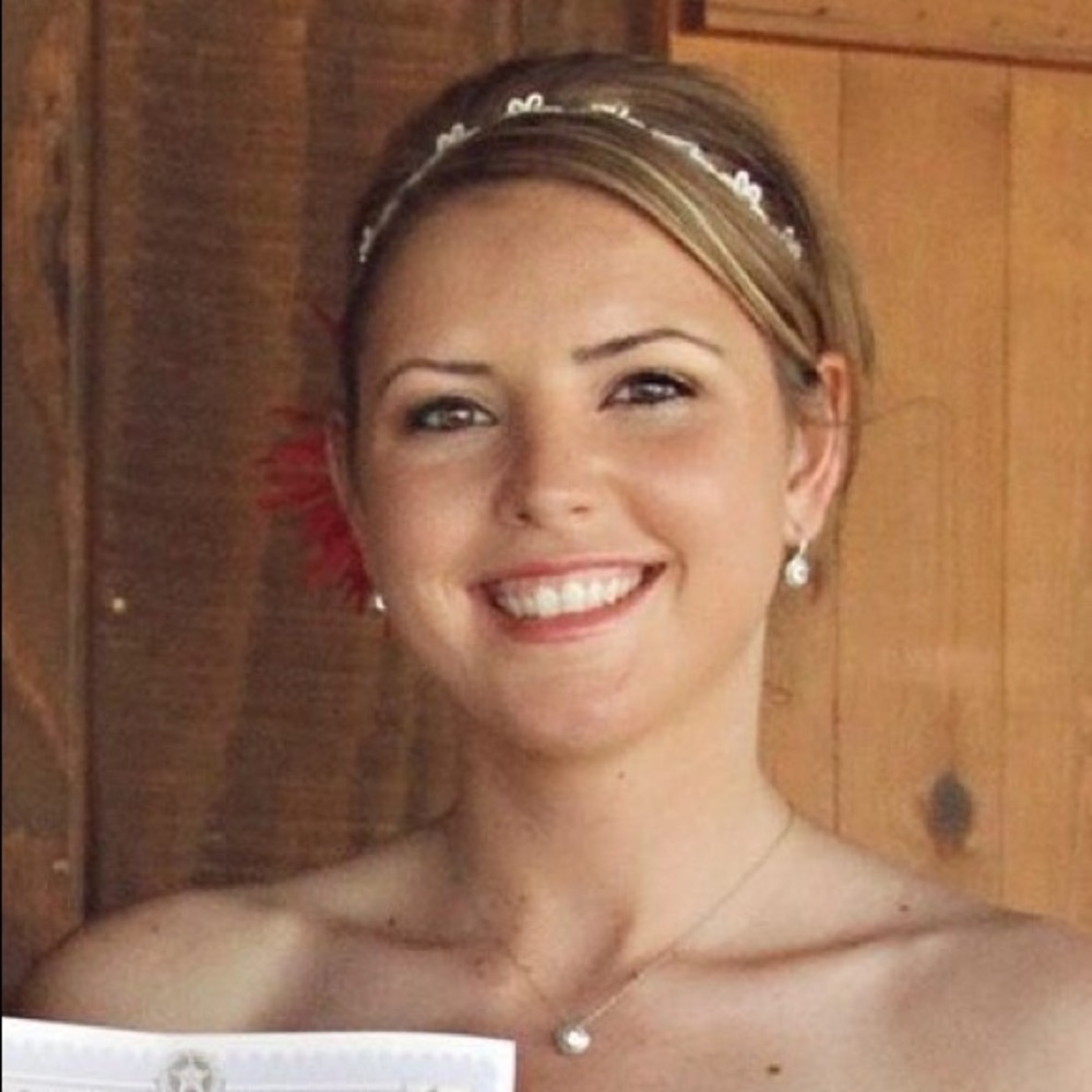 Meet your Posher, Deborah